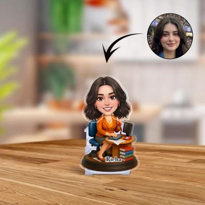 Personalized Office Girl Bobblehead Caricature Boss Lady Gift for Women | Gift for Receptionist, Coworkers, Managers, Colleagues and Corporate Events Battery Powered Moving Head